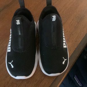 Puma sneakers- never worn